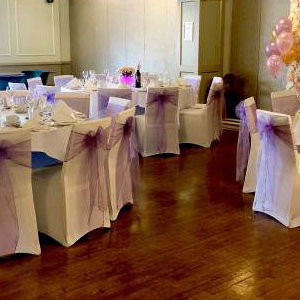 Flower Wall hire in Hertfordshire, Bedfordshire, Essex & surrounding areas. Perfect for weddings, birthdays & baby showers