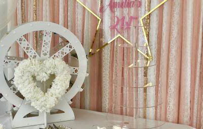 Cake table or feature table decor hire in Hertfordshire, Bedfordshire, Essex & surrounding areas. Perfect for weddings, birthdays & baby showers