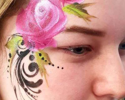 Girl Roses side
