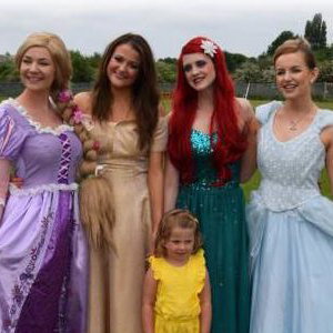 4 Princesses Together