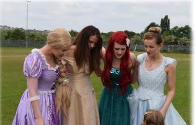 4 Princesses Together