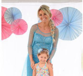 Guest Appearance With Elsa
