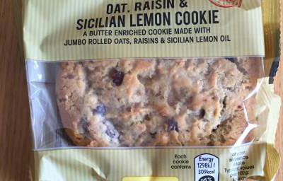 Oat, Raisin & Sicilian Lemon Cookie