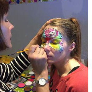 Painting Birthday girl