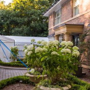 Flexible marquee build