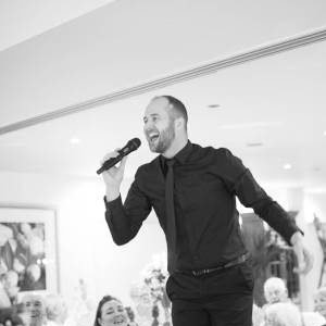 Waiters, live4