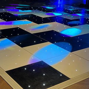 BLACK & WHITE ZIG ZAG STARLIT FLOOR AT SPINNAKER.jpg