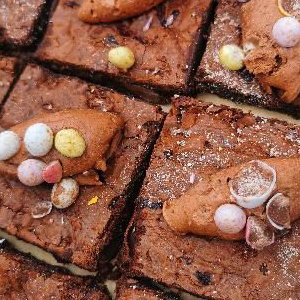 mini egg Brownie