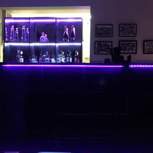 Devoted Deluxe - led bar