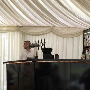 Devoted Deluxe led wedding bar