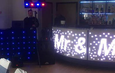 Led Mobile Bar / Mr & Mrs