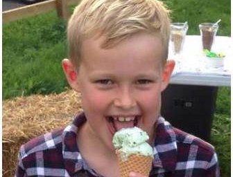 little boy ice cream