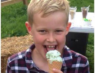 little boy ice cream