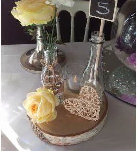 Vintage_Wood_Slice_Centrepiece_Embellish_Venue_Styling