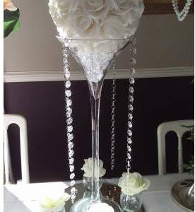 Beautiful_Martini_Centrepiece_Embellish_Venue_Styling