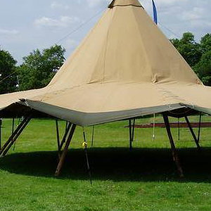 giant tipi 3