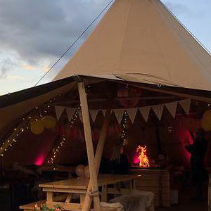 Kung Tipi + Fairy Lights + coloured lighting kit