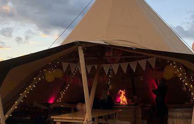 Kung Tipi + Fairy Lights + coloured lighting kit