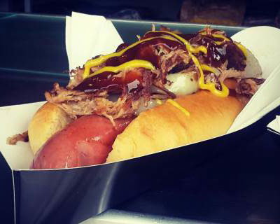 pulled pork hot dog