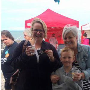 Delighted customers @ Sea 2 Shore!