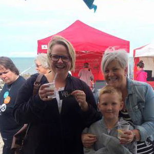 Delighted customers @ Sea 2 Shore!