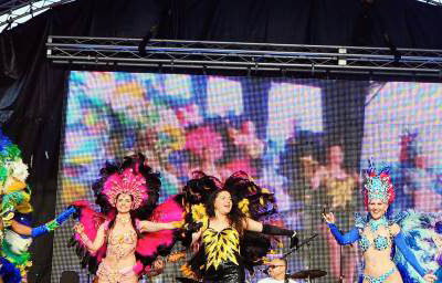 Tropicalia Stage Show