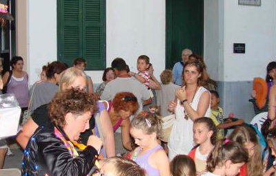 puppet show migjorn market 111