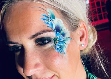 Glitter makeup