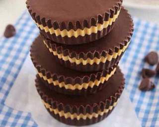 choc peanut cake
