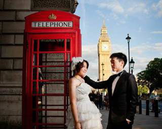 Wedding day shoot in Big Ben, London. Engagement and wedding photography, videography, make up hair service