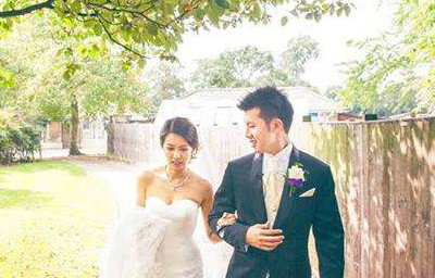 Singaporean brideand groom wedding shoot in London Syon House