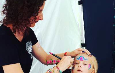 Professional face painter available for all your events