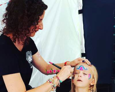 Professional face painter available for all your events