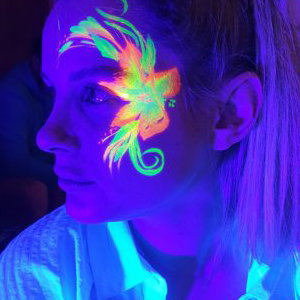 Glow party