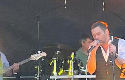 Band 2