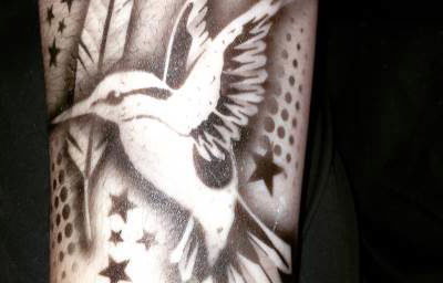 Hummingbird airbrush tattoo