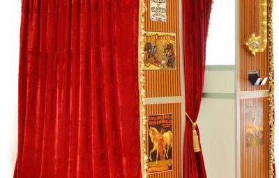The stunning Vintage Circus Booth