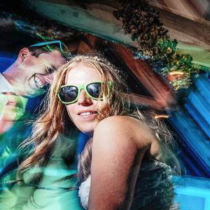 14-alive-network-wedding-entertainment-nationwide-guests-dancing