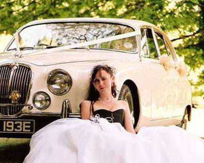 JAG LADY SITTING