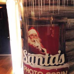 Santas Cabin 2