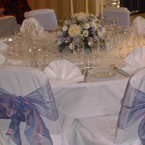 Simple Lilac Table Posy