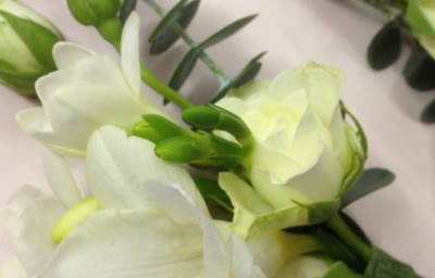 Simple Corsage
