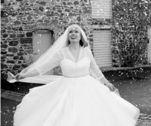 Wedding snow with Bride