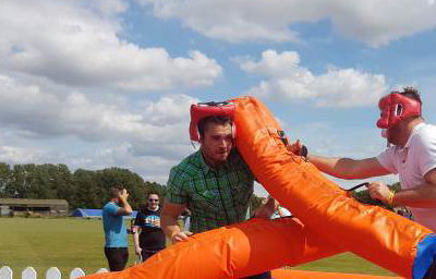 Gladiator jousting