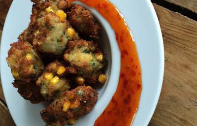 Crispy crab and sweetcorn fritters, chill sauce