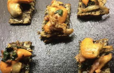 Scallop roe, wild garlic, shallot on 3 seed rye bread