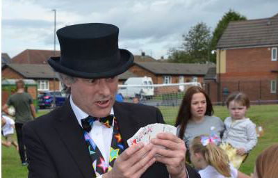 17d Festival Strolling Magic