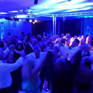 crowd-3