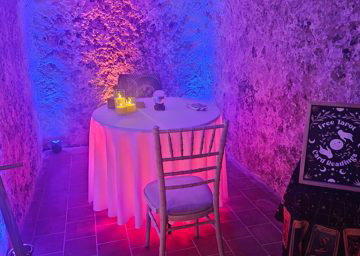 Tarot reader for hire UK EU weddings