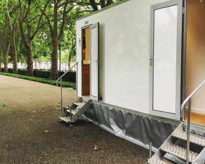 Luxury 3plus1 - Ladies toilets (4)